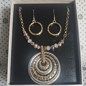 Elegant Gold and Silver Necklace and Earring Set